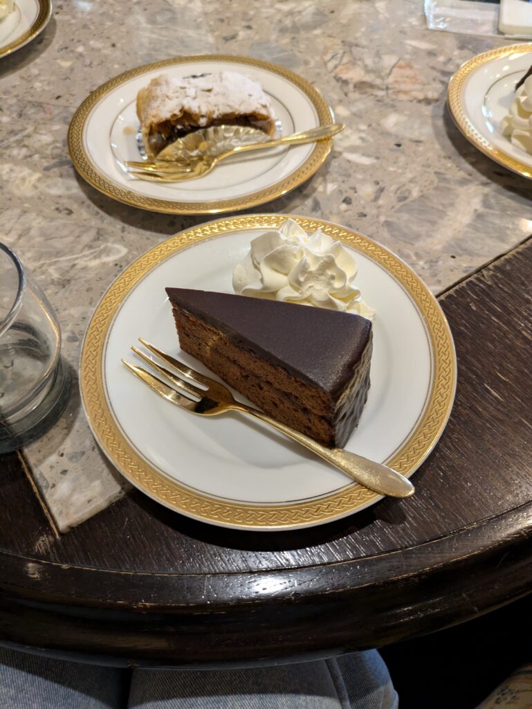 シュトラウス　ザッハトルテ