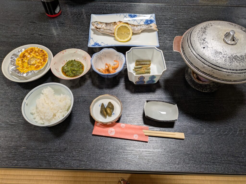 春山荘　夕食