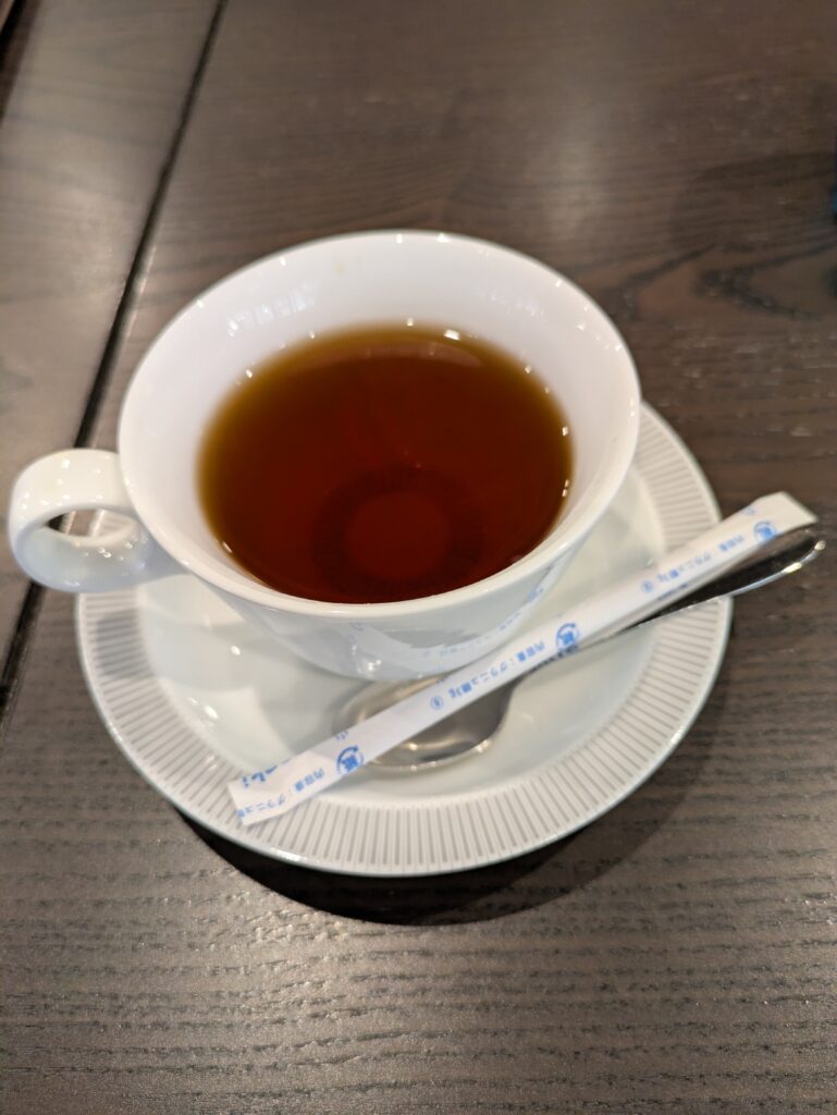 ワルンマタハリ　紅茶