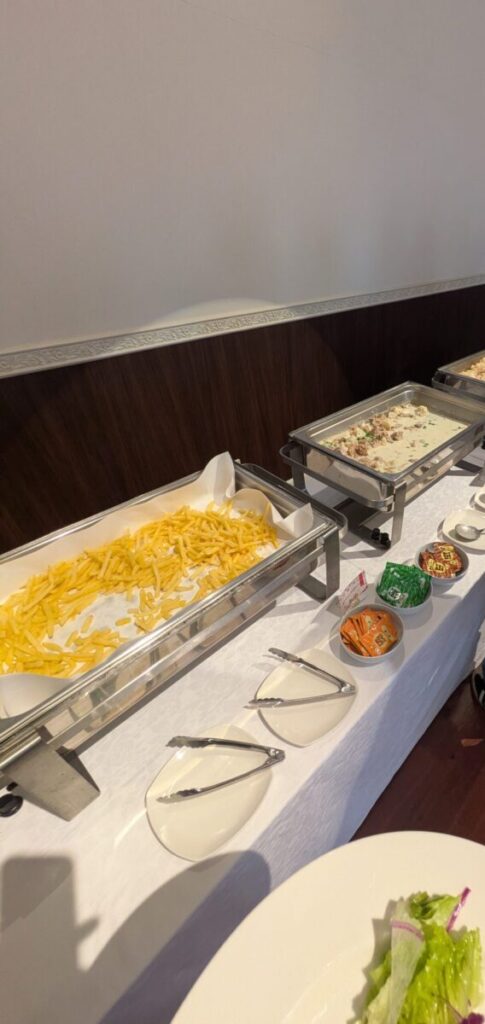 フレアージュスゥイート　ビュッフェ