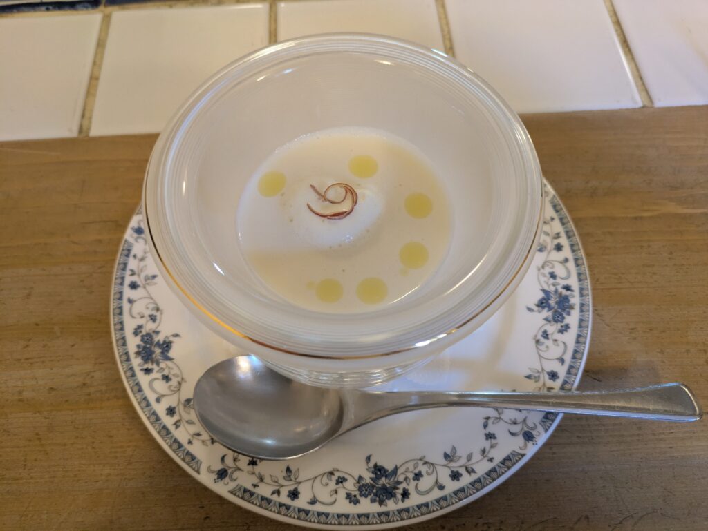 サイアンパティオ　りんごの冷製スープ