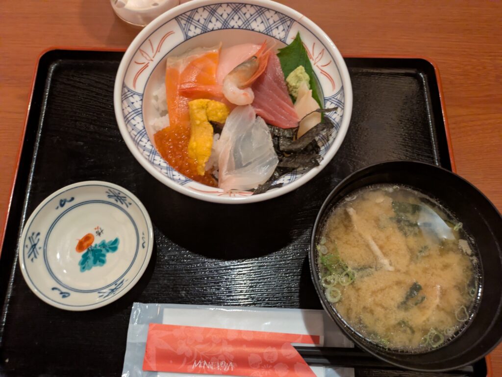 海鮮丼