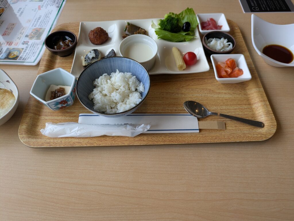 朝食