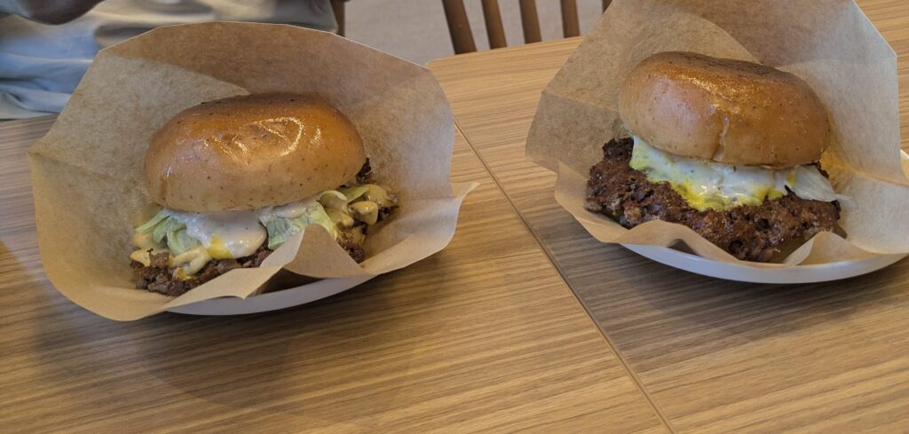 ハンバーガーチーズバーガー