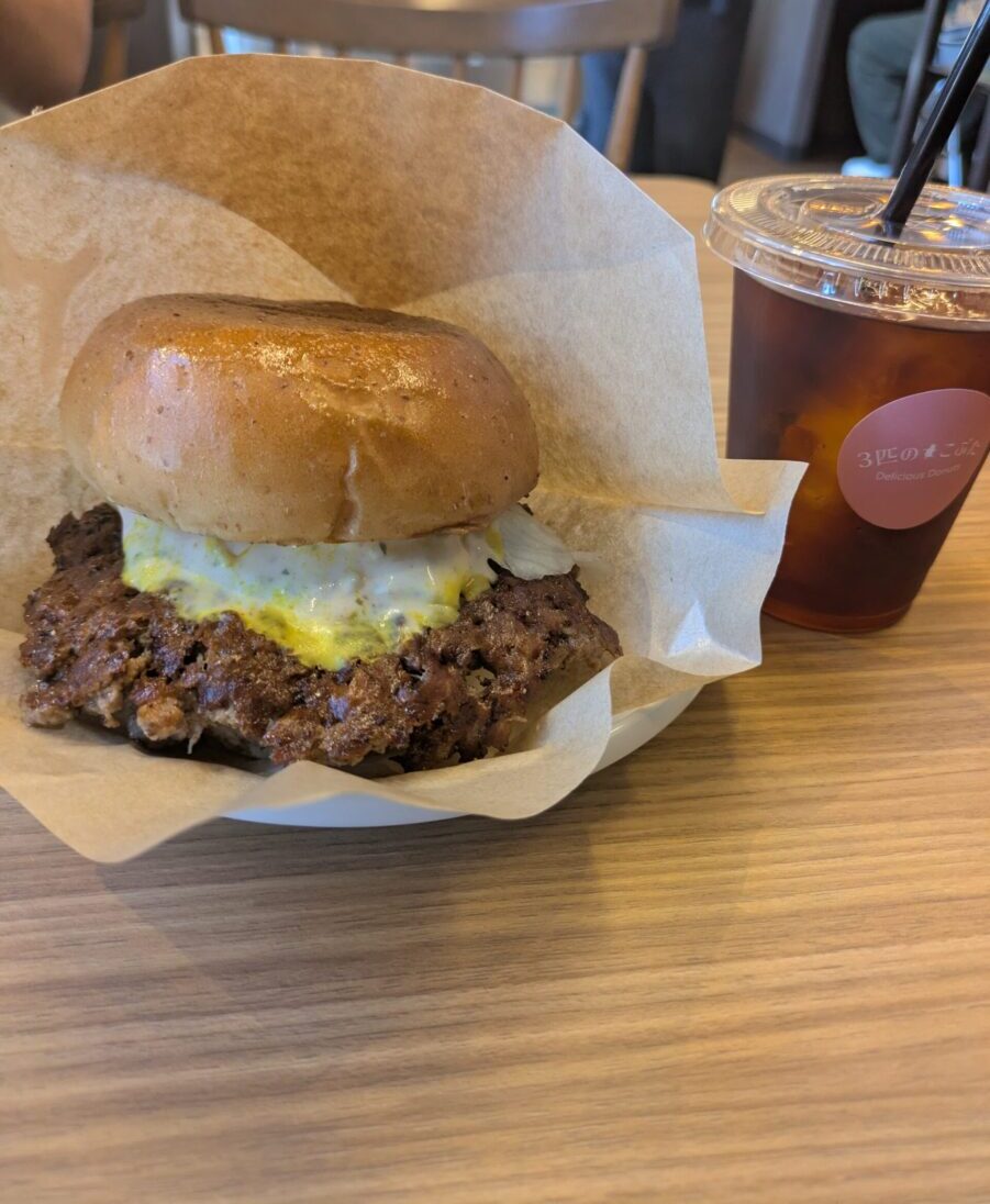 3びきのこぶた　ハンバーガー